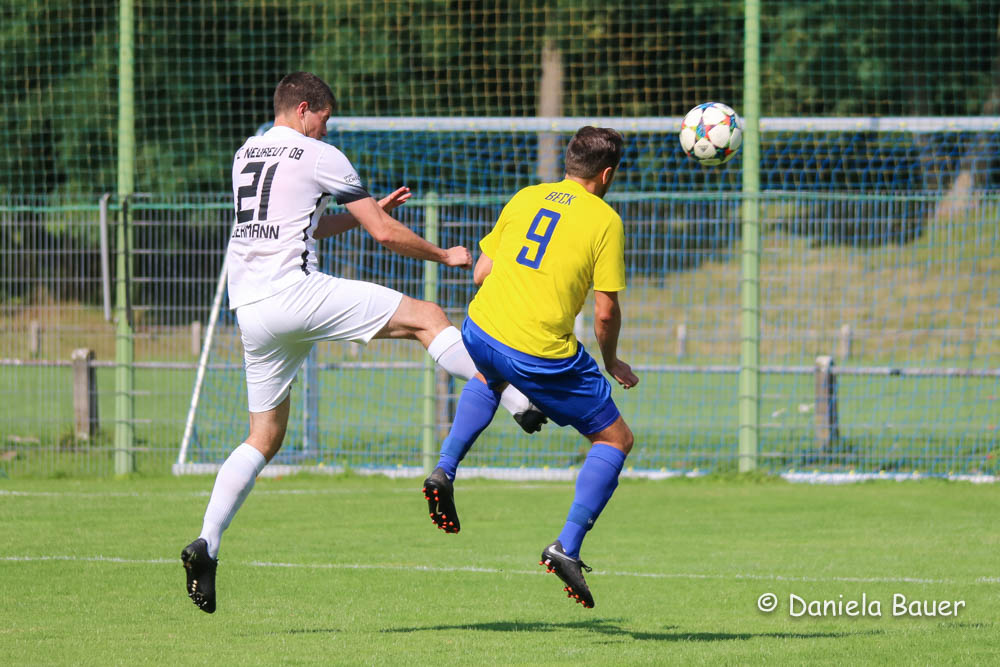 FC Neureut - TV Spöck_16